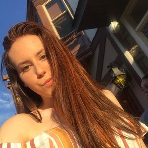 Meet your Posher, Alyssa